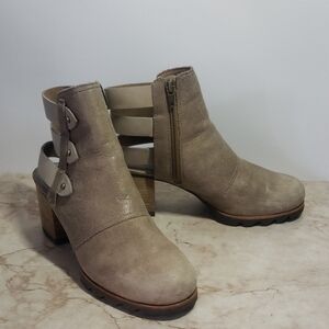 Sorel Women's Gray/Cream Open Heel  Ankle Boots Size 8